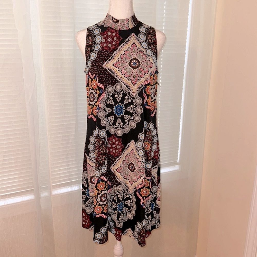 Robbie Bee S Black Multi Floral Textured Sleeveless Back Tie Swing Dress